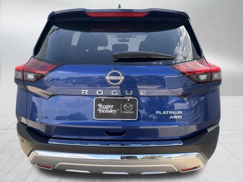 Used 2023 Nissan Rogue Platinum w/ Platinum Premium Package AWD/4WD image 7