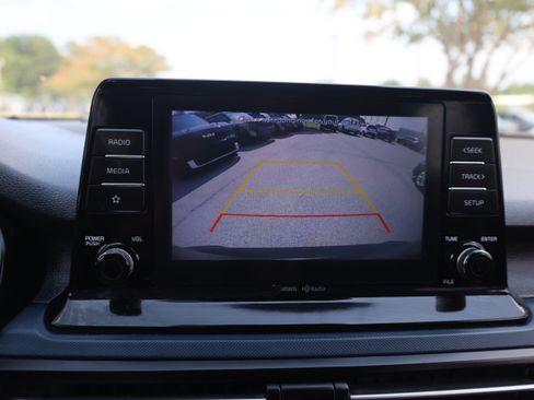 Used 2021 Kia Seltos S FWD image 15