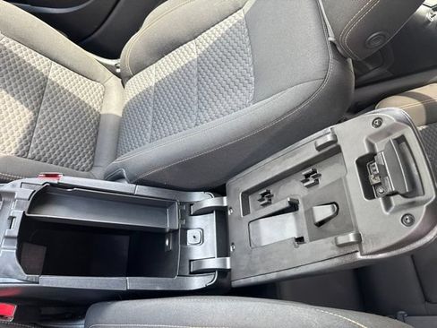 Used 2020 GMC Terrain SLE AWD/4WD image 27