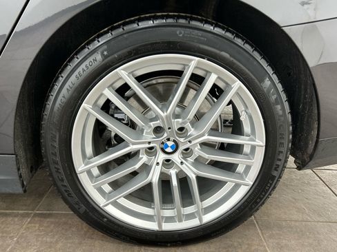 Used 2025 BMW 530i xDrive w/ Premium Package image 36