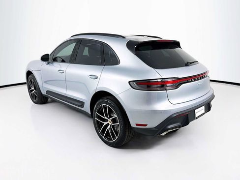 New 2026 Porsche Macan AWD/4WD image 3
