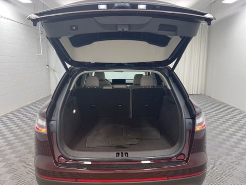 Certified 2023 Lincoln Nautilus Reserve image 8