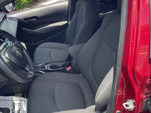 Used 2022 Toyota Corolla LE w/ LE Convenience Package FWD image 5