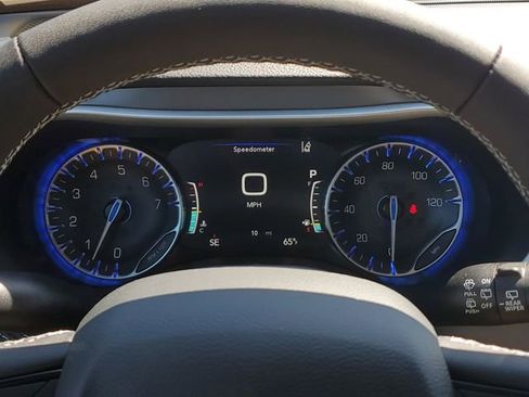 New 2026 Chrysler Pacifica Select image 25