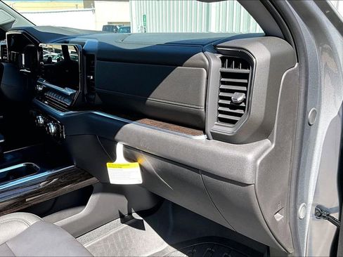 New 2026 GMC Sierra 1500 Elevation w/ Elevation Premium Package AWD/4WD image 10