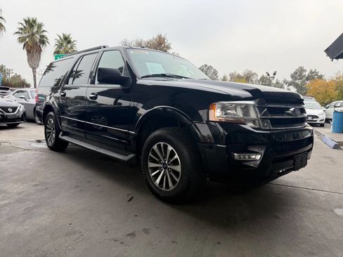 Used 2017 Ford Expedition EL XLT image 32