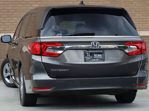 Used 2018 Honda Odyssey EX-L image 8