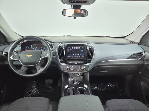 Used 2018 Chevrolet Traverse LT FWD image 24