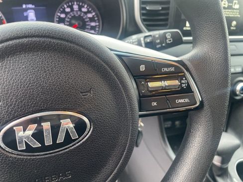 Used 2021 Kia Sportage LX image 19