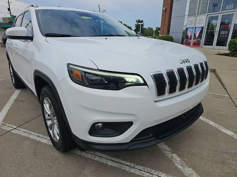 Used 2021 Jeep Cherokee Latitude Lux AWD/4WD image 4
