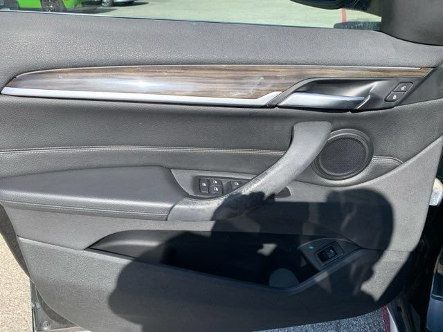 Used 2018 BMW X1 sDrive28i w/ Convenience Package FWD image 14