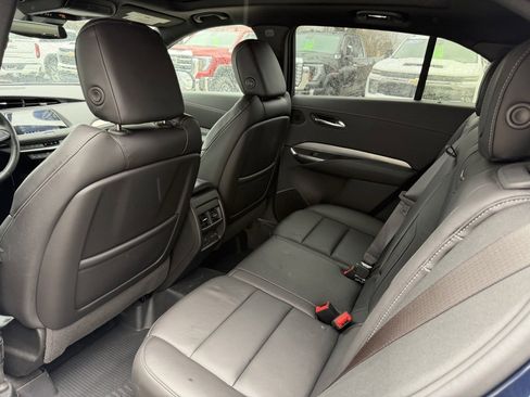 Used 2020 Cadillac XT4 Premium Luxury image 12