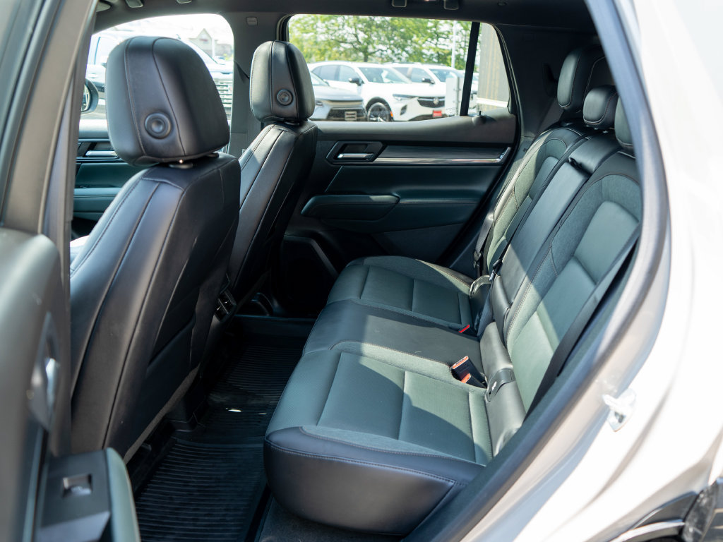 Certified 2026 GMC Terrain AT4 AWD/4WD image 14
