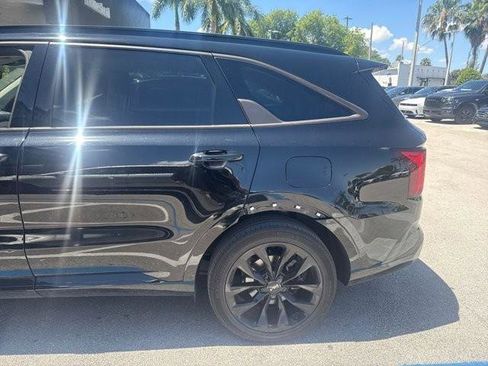 Used 2023 Kia Sorento SX FWD image 14