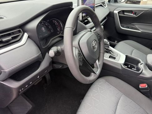 Certified 2025 Toyota RAV4 XLE w/ Convenience Package AWD/4WD image 30
