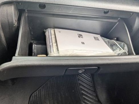 Used 2020 Chevrolet Silverado 2500 Custom w/ Custom Value Package image 33