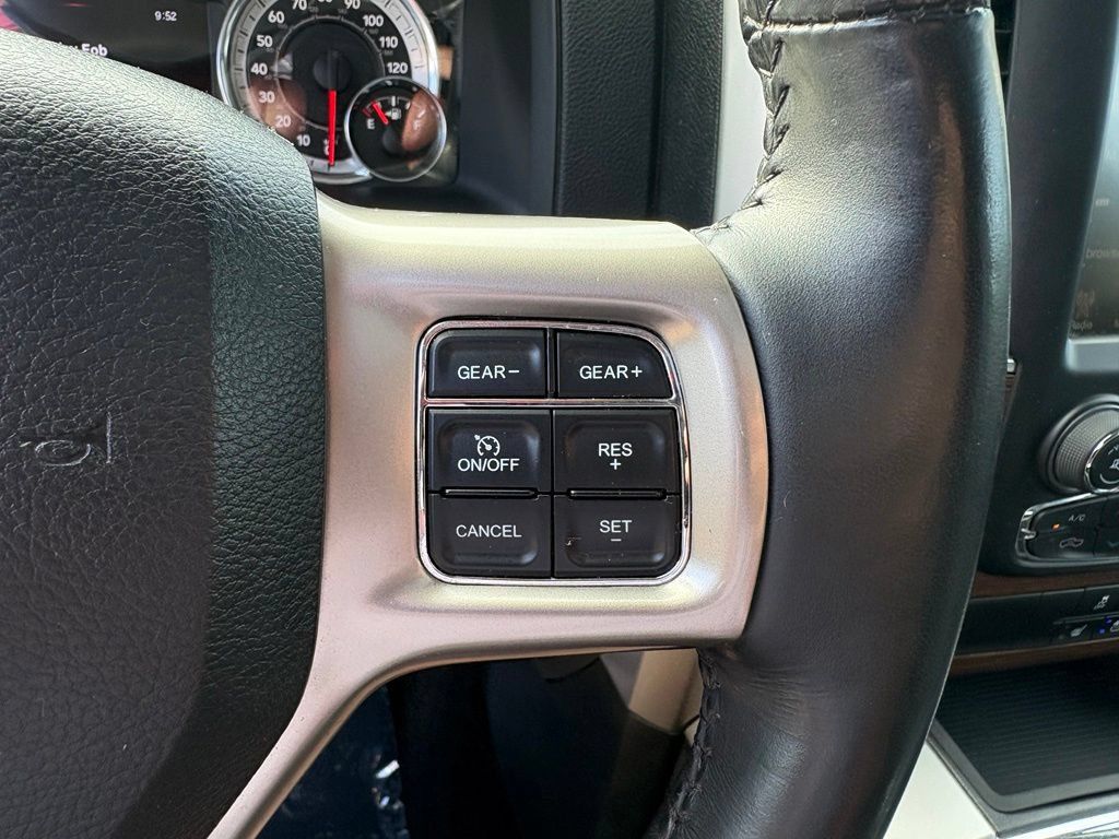 Used 2016 RAM 1500 Laramie w/ Convenience Group AWD/4WD image 19