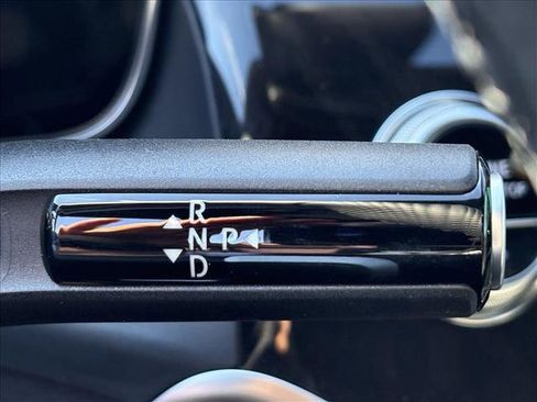 New 2026 Mercedes-Benz GLC 300 4MATIC image 9