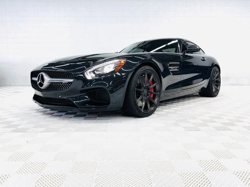 Used 2016 Mercedes-Benz AMG GT S image 2