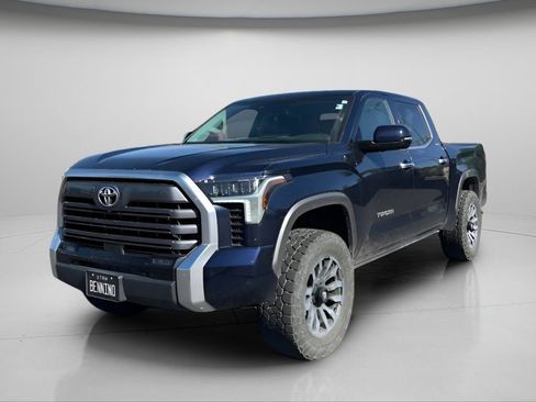 Used 2024 Toyota Tundra Limited AWD/4WD image 6