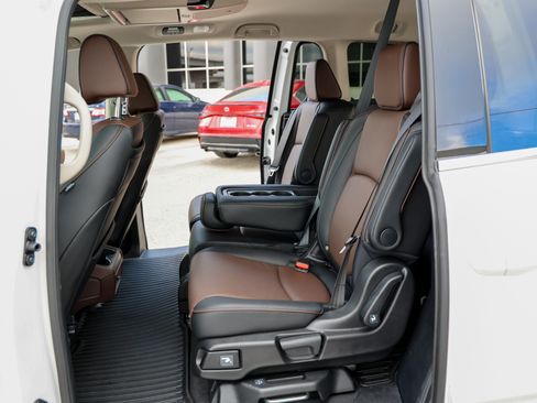 Used 2025 Honda Odyssey Elite image 36
