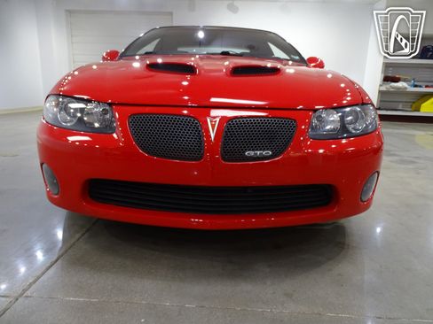 Used 2006 Pontiac GTO image 24