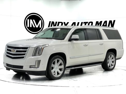 Used 2018 Cadillac Escalade ESV Luxury AWD/4WD image 8