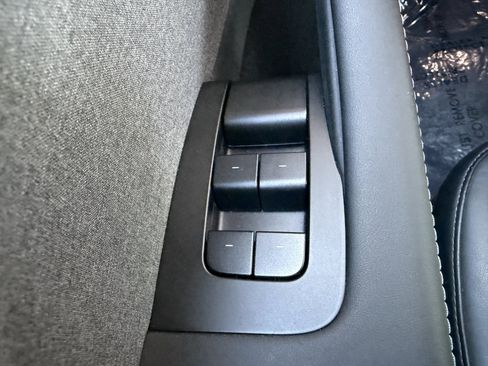 Used 2024 Tesla Model 3 Long Range RWD image 31