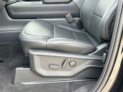 New 2026 Ford Expedition Max Platinum AWD/4WD image 14
