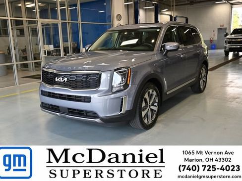 Used 2022 Kia Telluride S AWD/4WD image 1