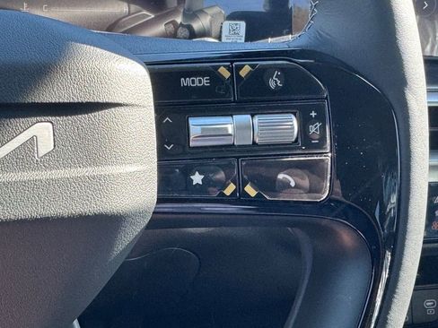 New 2026 Kia Sorento LX image 15