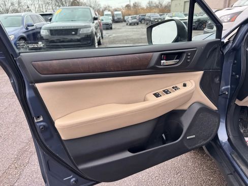 Used 2015 Subaru Outback 2.5i Limited image 12