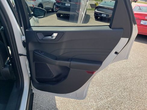Certified 2023 Ford Escape ST-Line w/ Tech Pack #1 FWD image 17