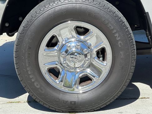 Used 2015 RAM 2500 Tradesman w/ Chrome Appearance Group image 24