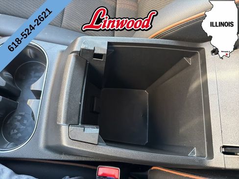Used 2025 GMC Canyon AT4 AWD/4WD image 20