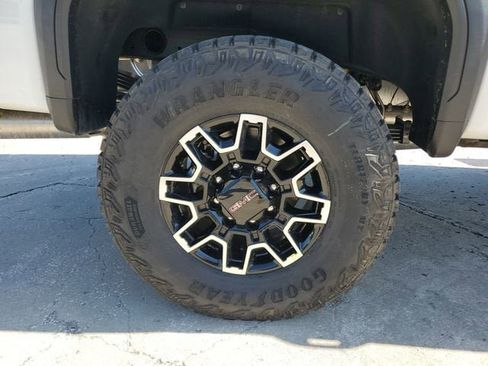 New 2026 GMC Sierra 2500 AT4X image 6