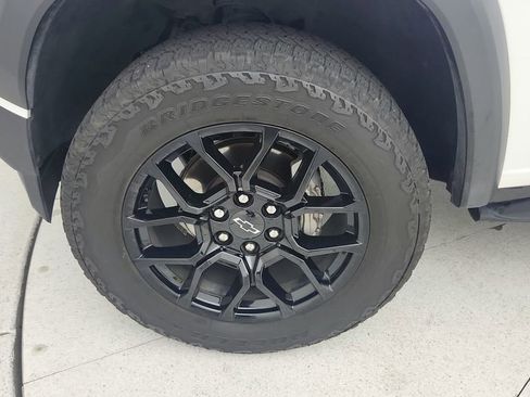 Certified 2024 Chevrolet Colorado Trail Boss w/ LPO, Dark Essentials Package image 27