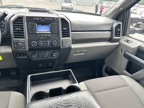Used 2020 Ford F250 XL w/ Power Equipment Group AWD/4WD image 29