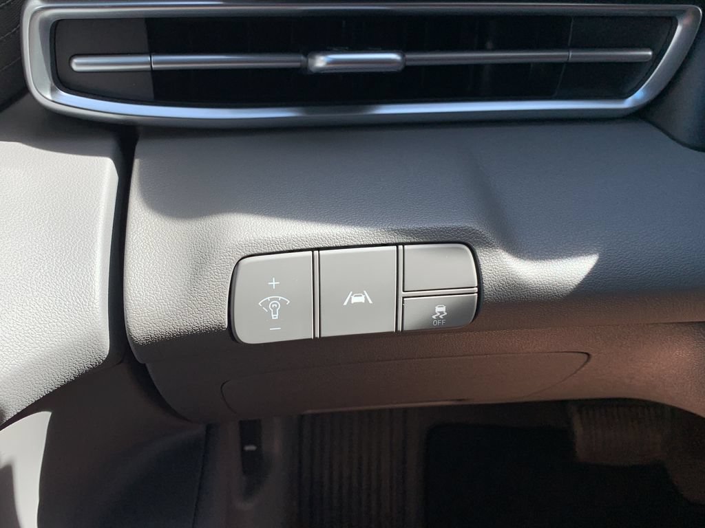 Certified 2023 Hyundai Elantra SEL FWD image 33