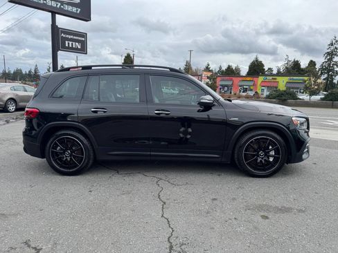 Used 2021 Mercedes-Benz GLB 35 AMG 4MATIC image 11