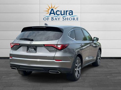 Certified 2022 Acura MDX SH-AWD w/ Technology Package image 4
