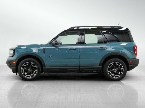 Used 2023 Ford Bronco Sport Outer Banks w/ Tech Package AWD/4WD image 2