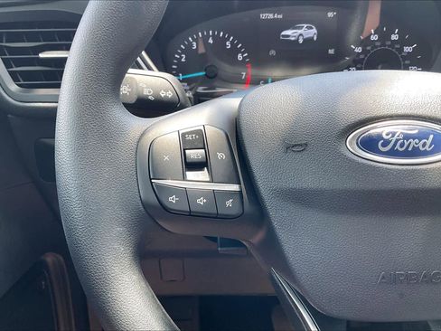 Used 2021 Ford Escape SE FWD image 18