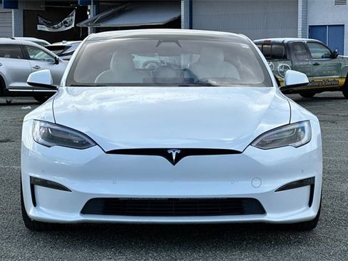 Used 2022 Tesla Model S image 10