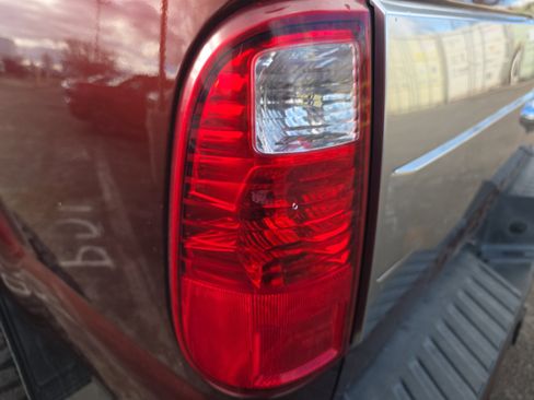 Used 2015 Ford F250 Platinum w/ Platinum Package image 24