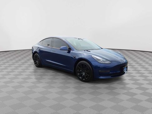 Used 2022 Tesla Model 3 Long Range AWD/4WD image 2