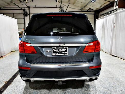 Used 2015 Mercedes-Benz GL 550 4MATIC w/ Accessory Chrome Package image 31