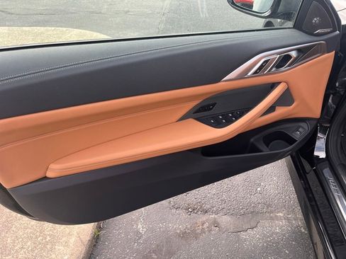 Used 2024 BMW 440i xDrive Convertible w/ Premium Package image 11