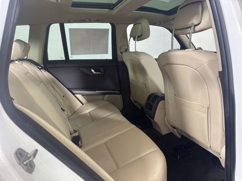 Used 2013 Mercedes-Benz GLK 350 4MATIC image 5