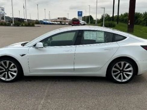 Used 2018 Tesla Model 3 Long Range AWD/4WD image 9